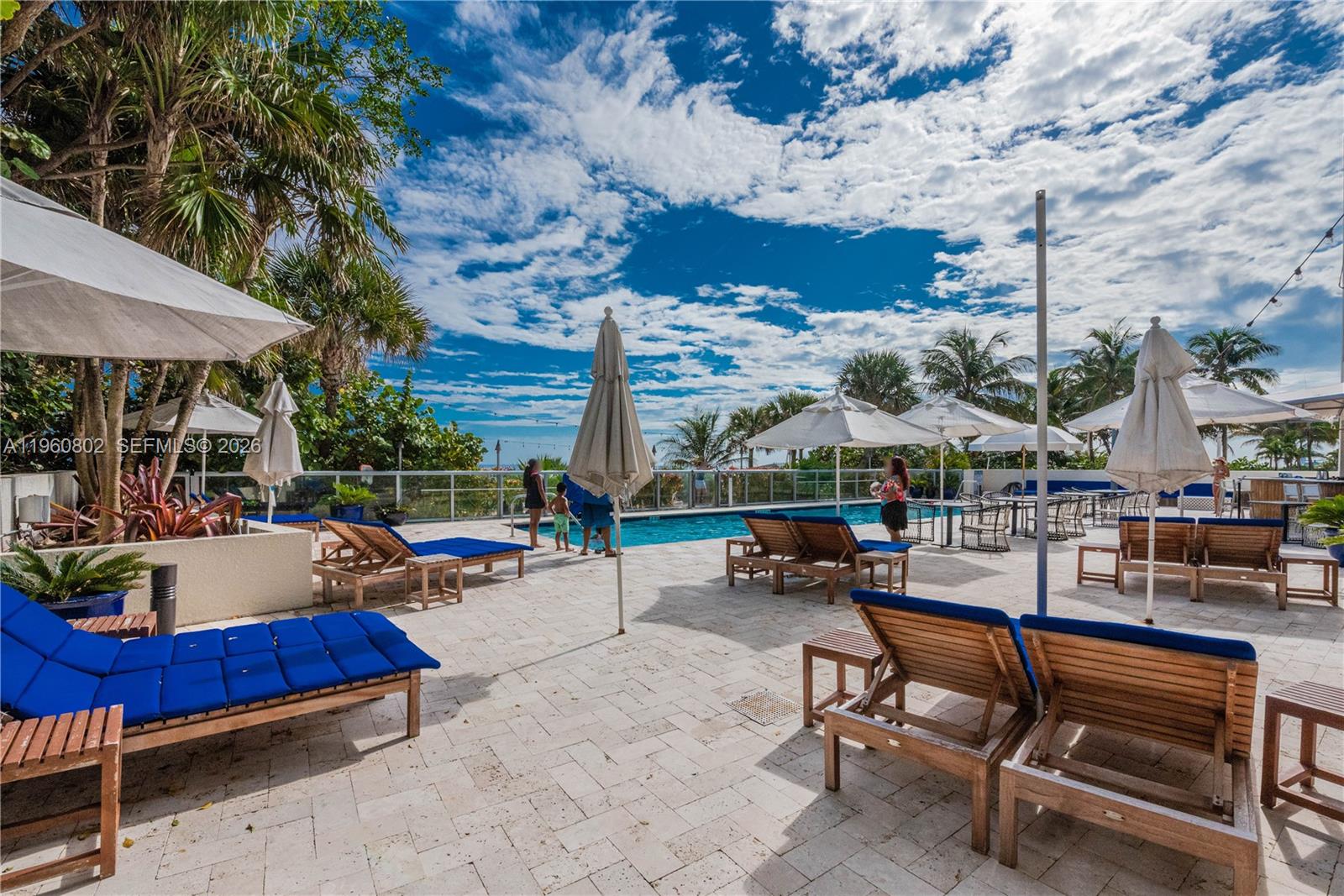 SOLE CONDO - Residential