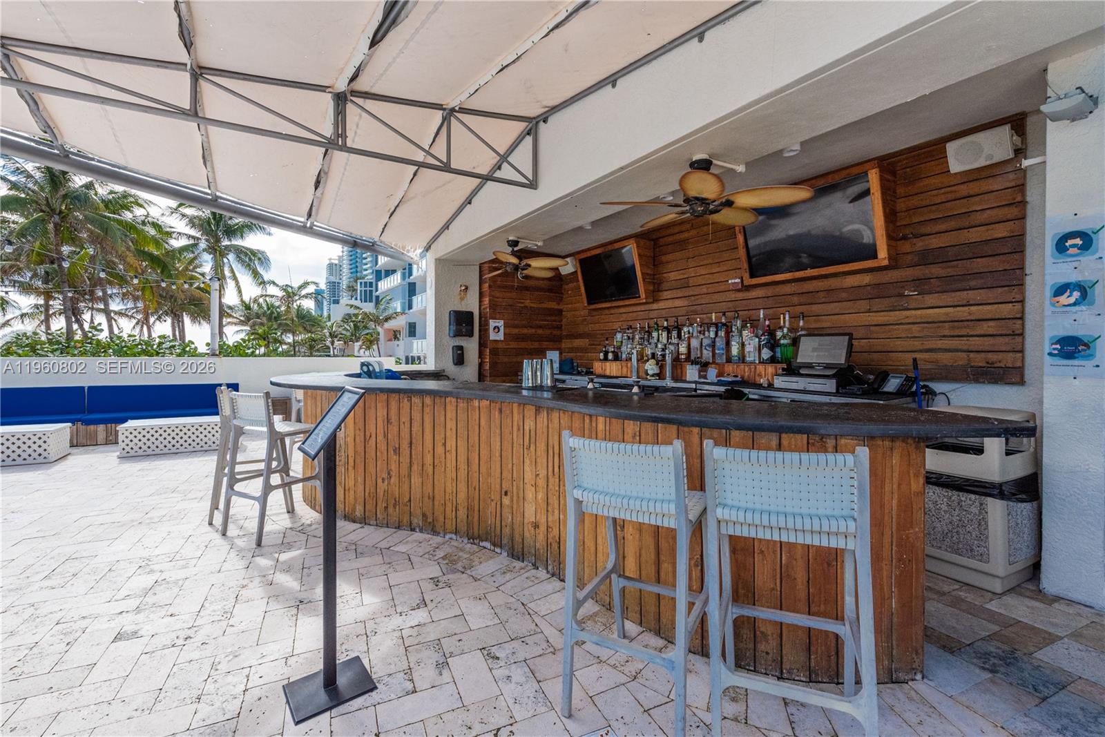 SOLE CONDO - Residential