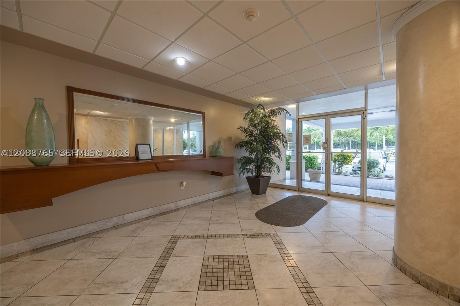 STRATFORD HOUSE CONDO - Residential
