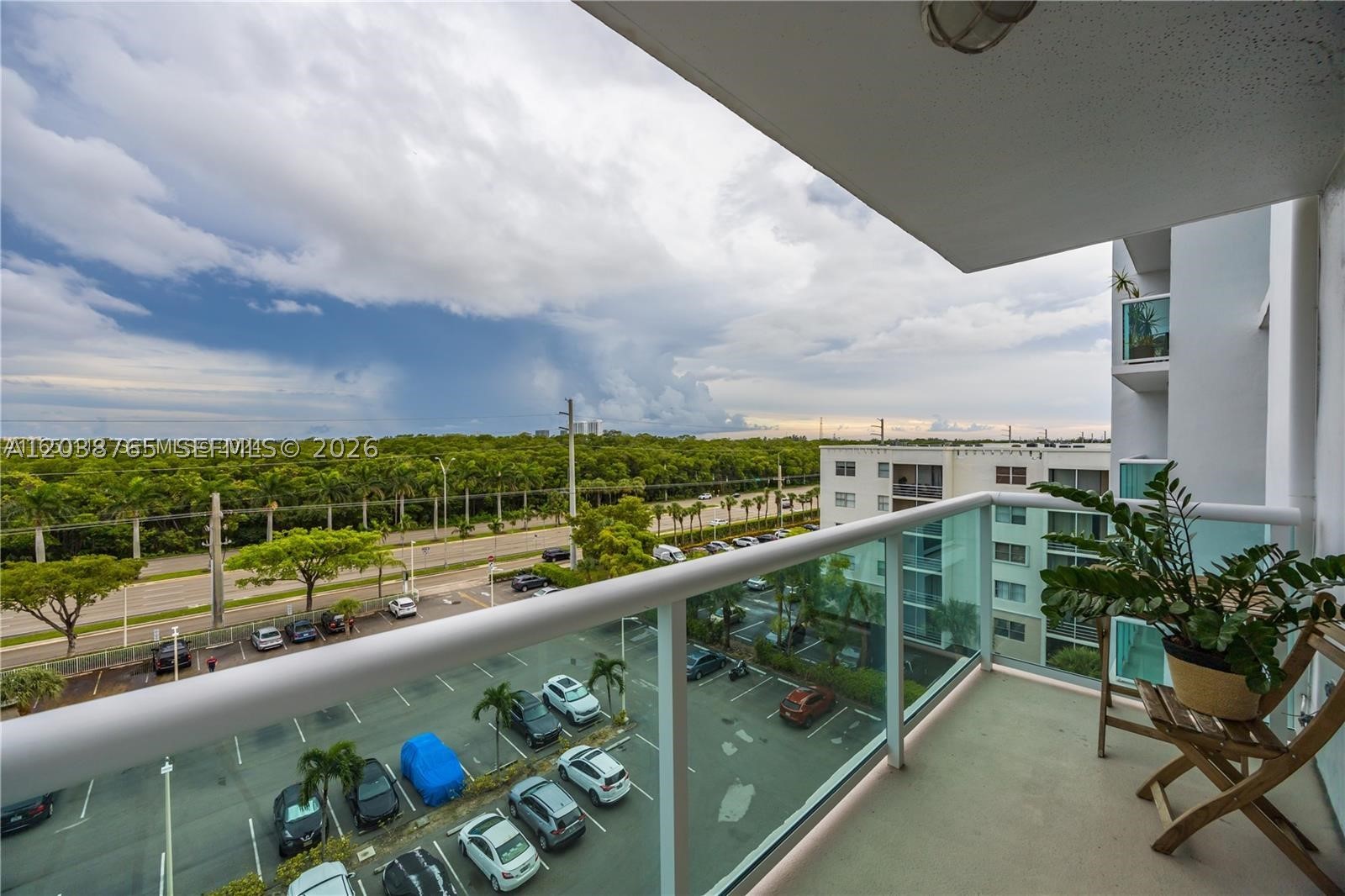 STRATFORD HOUSE CONDO - Residential