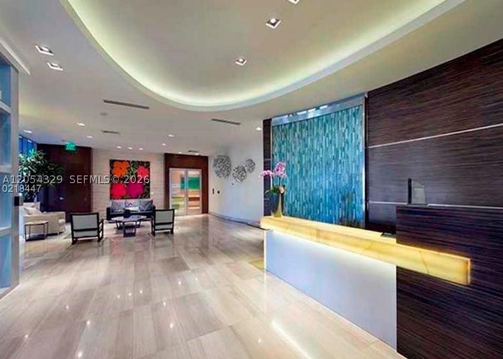 THE WAVERLY AT SOUTH BEAC - Residential Lease