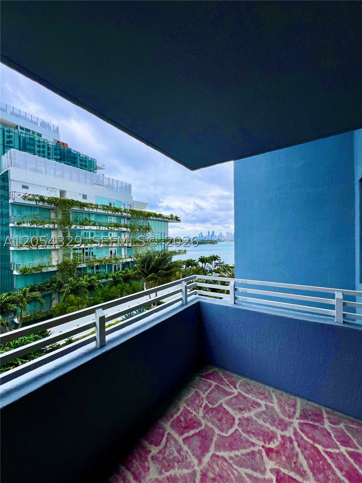 THE WAVERLY AT SOUTH BEAC - Residential Lease