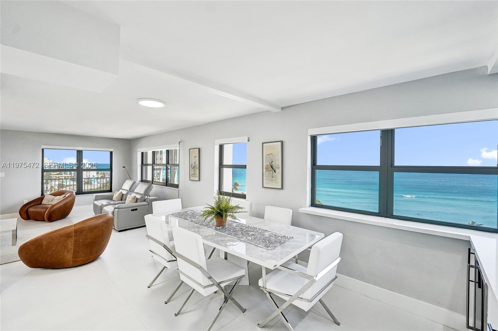 SUMMIT CONDO - Residential