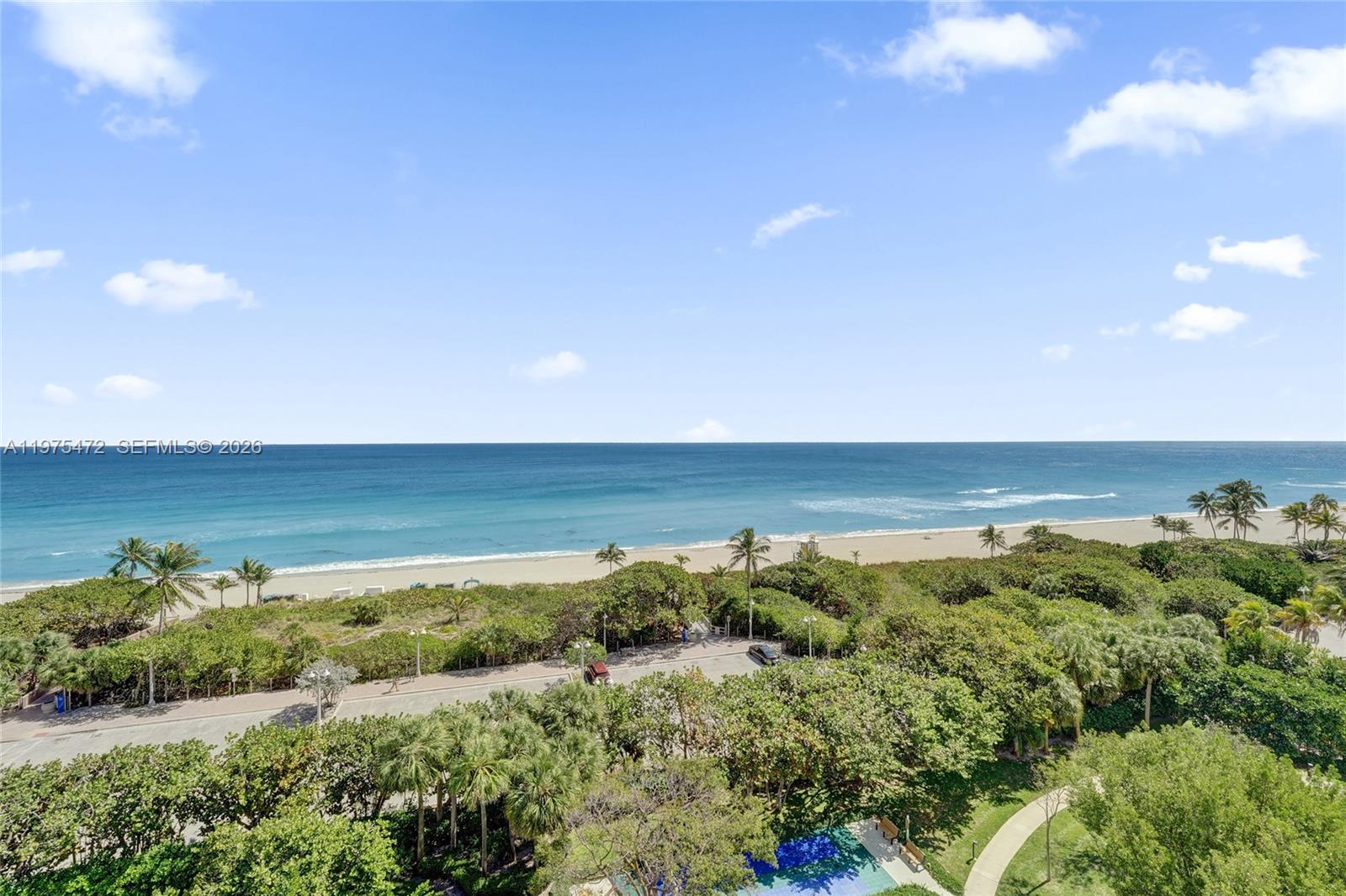 SUMMIT CONDO - Residential