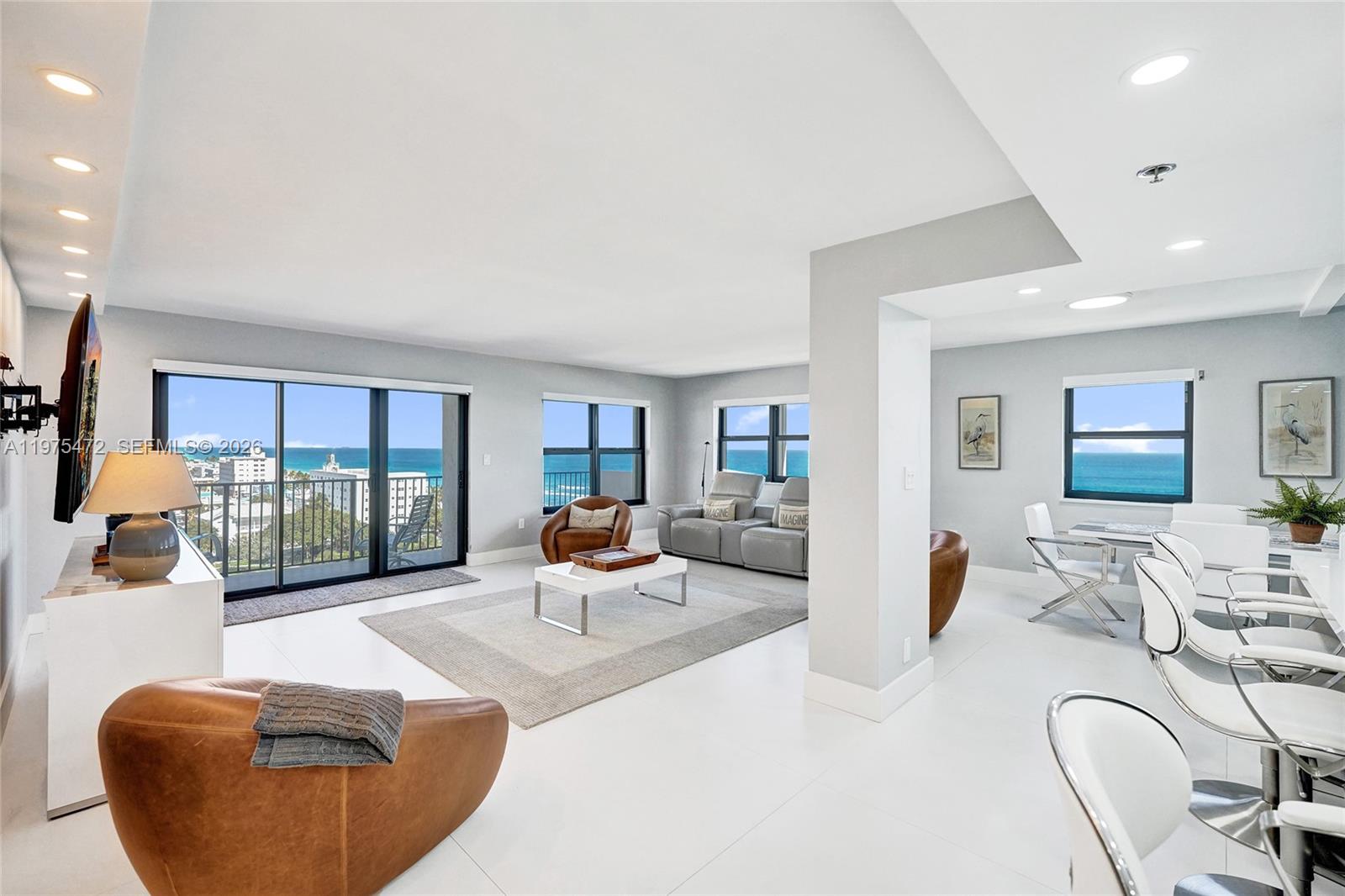 SUMMIT CONDO - Residential