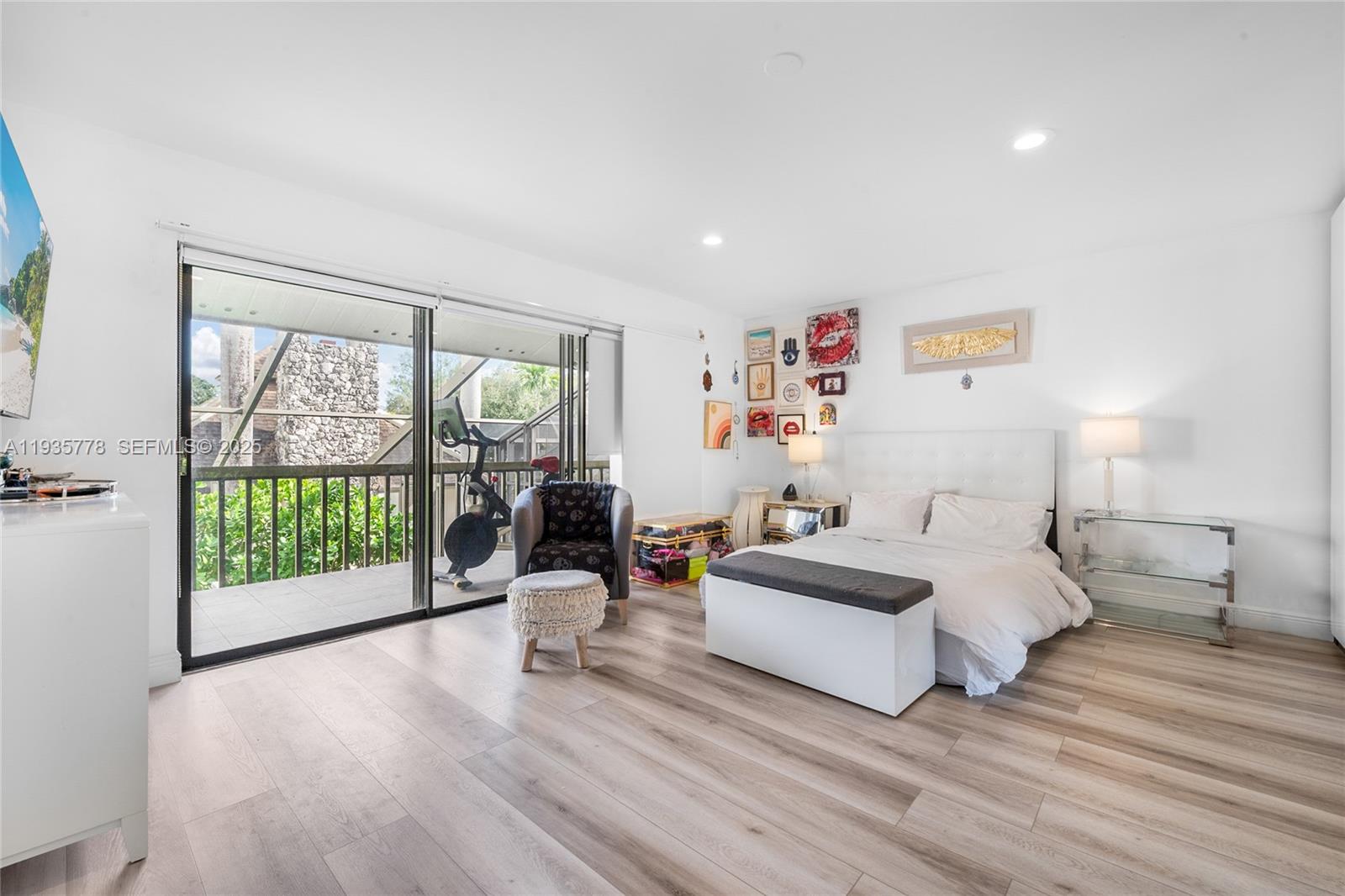 BANYANS OF SOUTH MIAMI CO - Residential