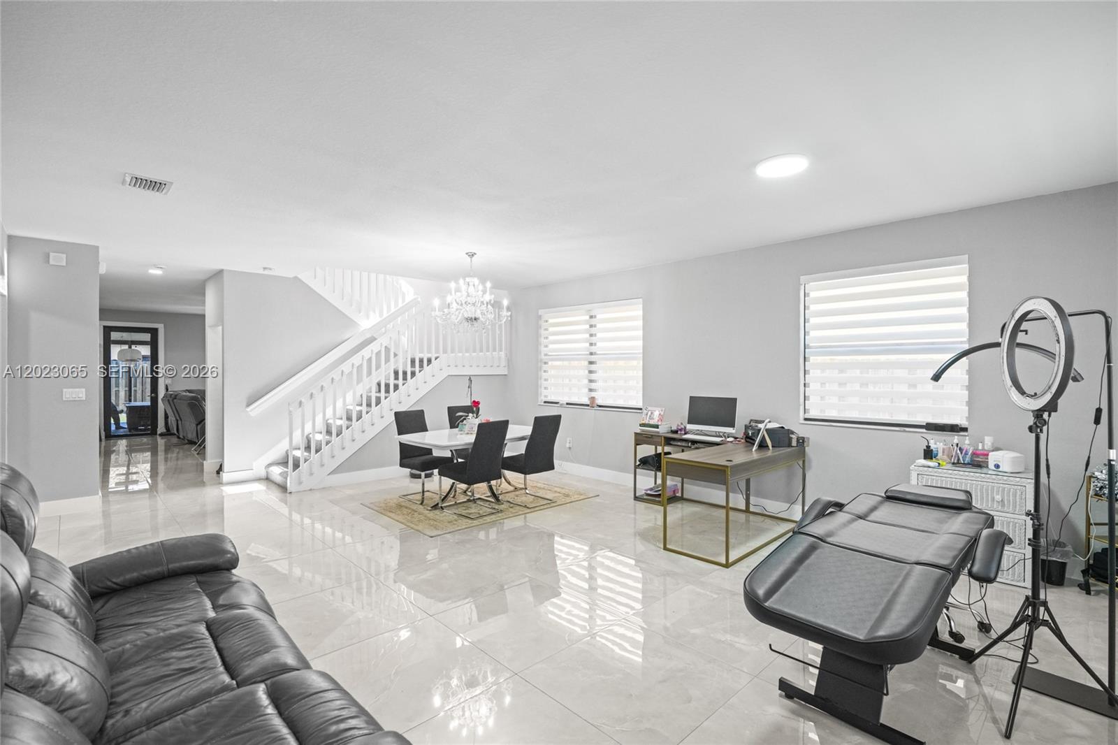 SILVER PALM WEST - Residential