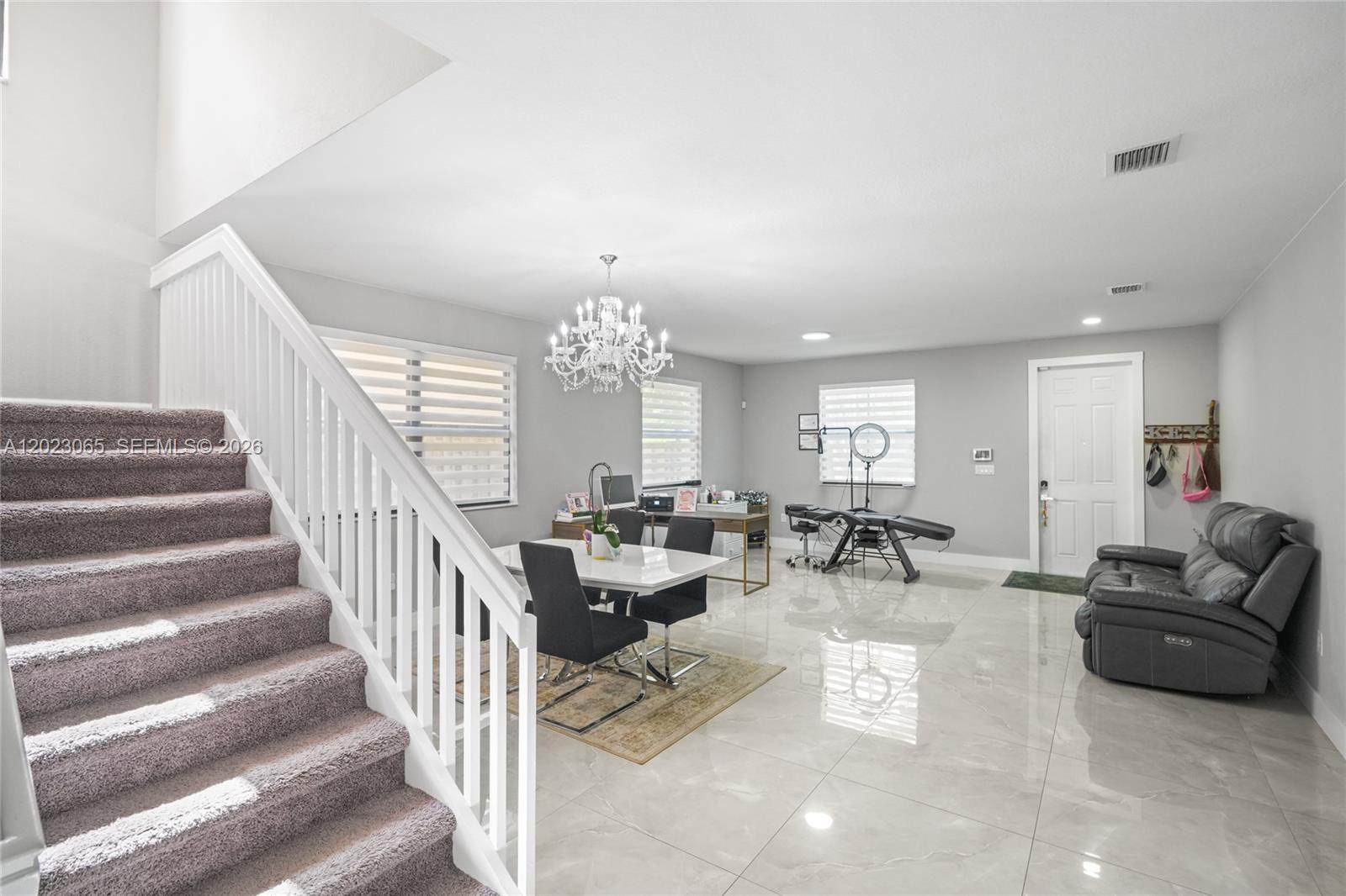 SILVER PALM WEST - Residential