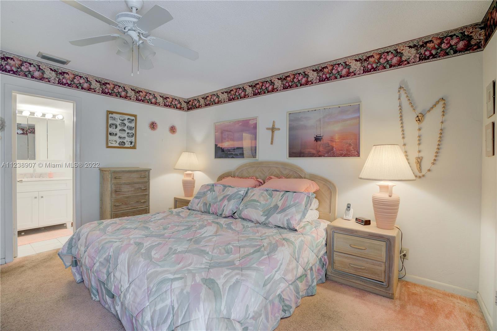 TEQUESTA GARDEN CONDO 1 - Residential