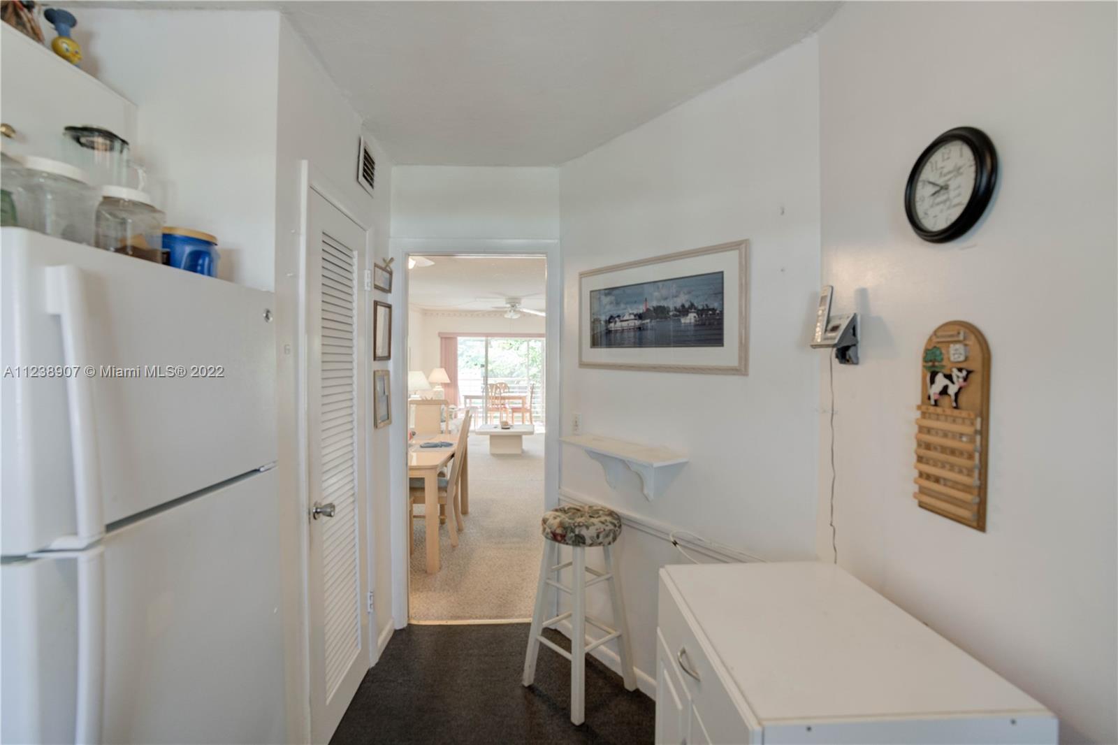 TEQUESTA GARDEN CONDO 1 - Residential
