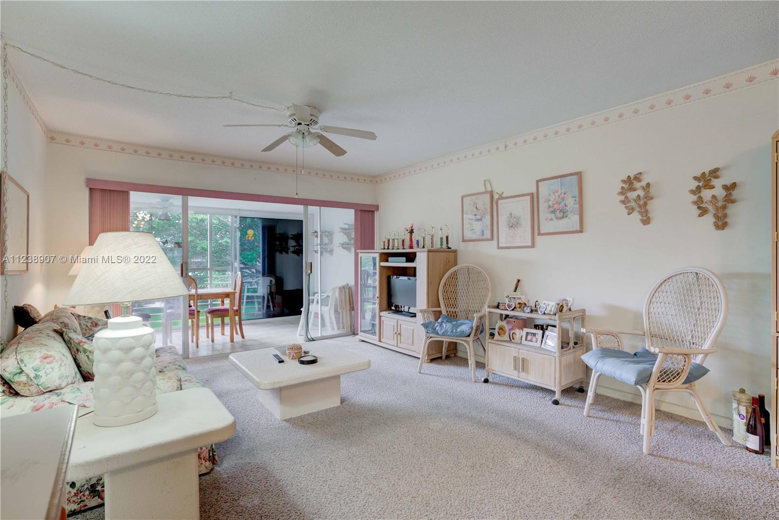 TEQUESTA GARDEN CONDO 1 - Residential