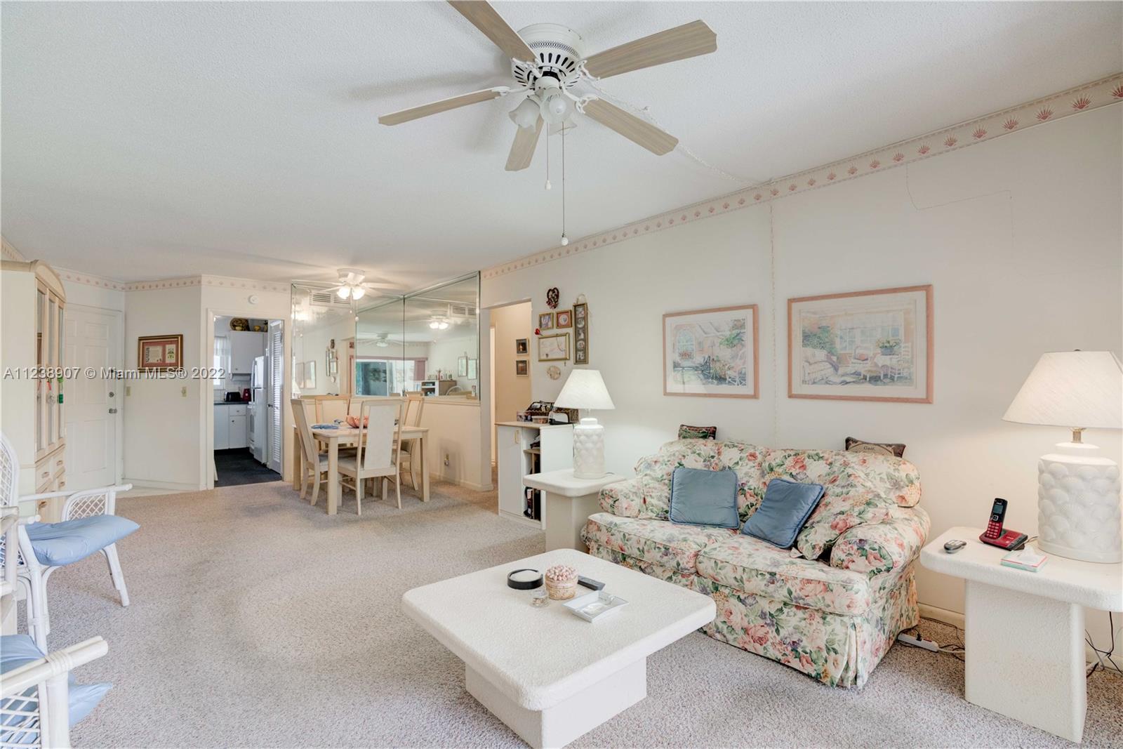TEQUESTA GARDEN CONDO 1 - Residential