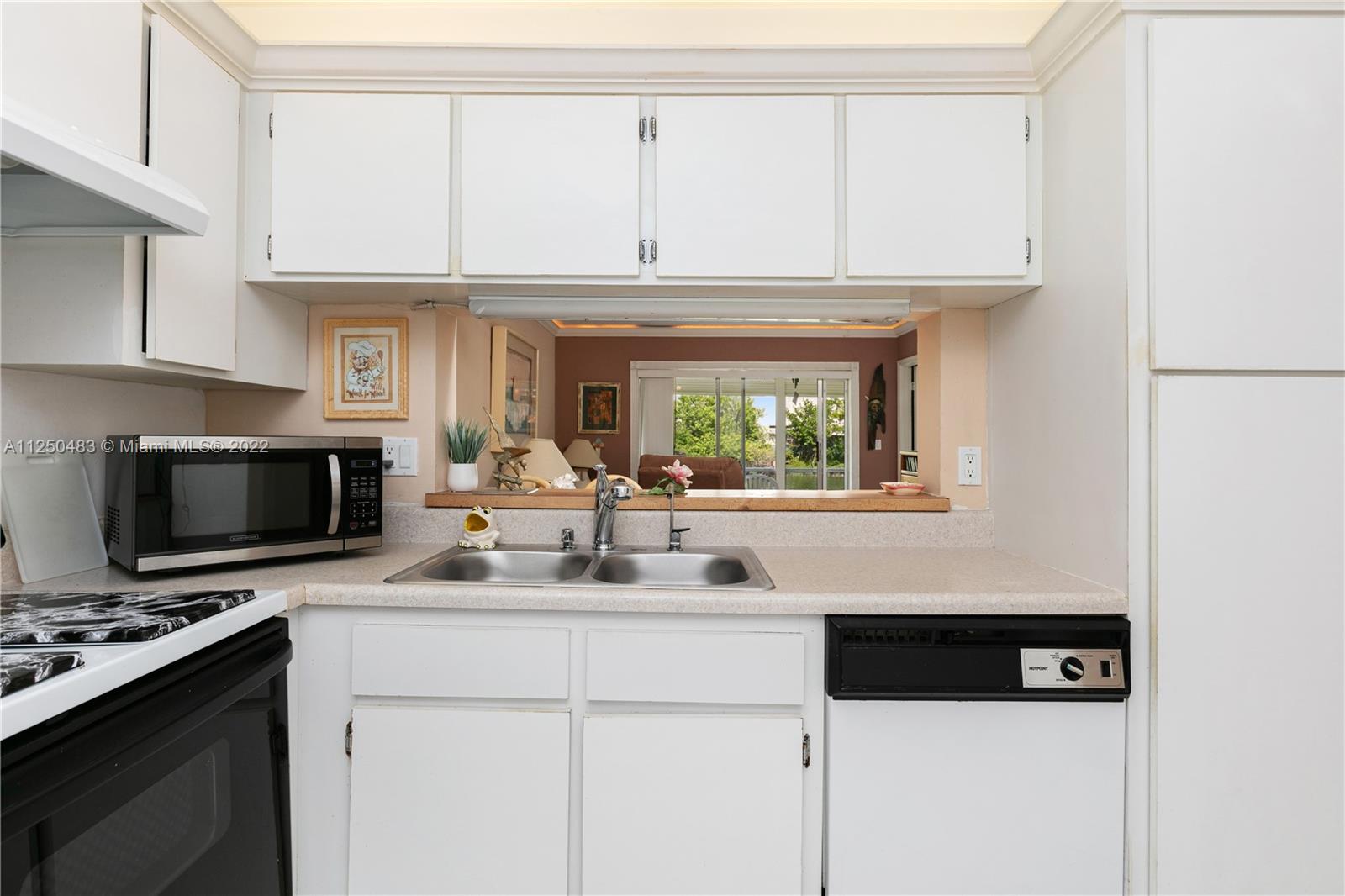VIEWPOINTE CONDO - Residential