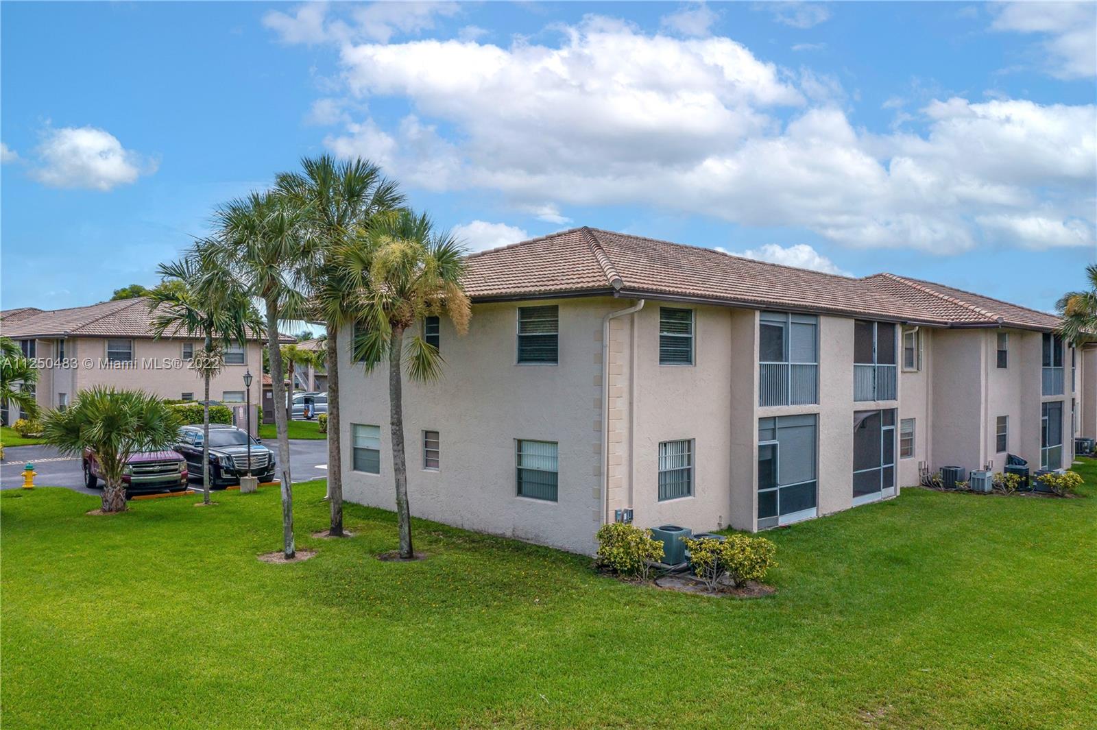 VIEWPOINTE CONDO - Residential