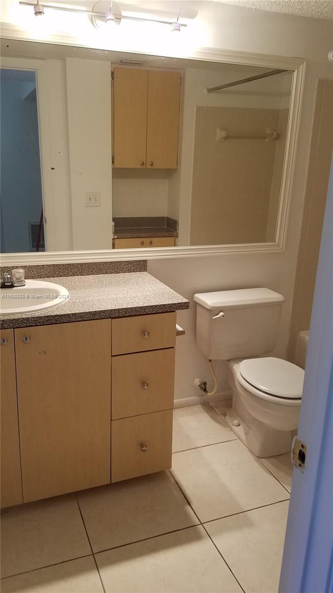 PALM AIRE GARDENS CONDO - Residential Lease