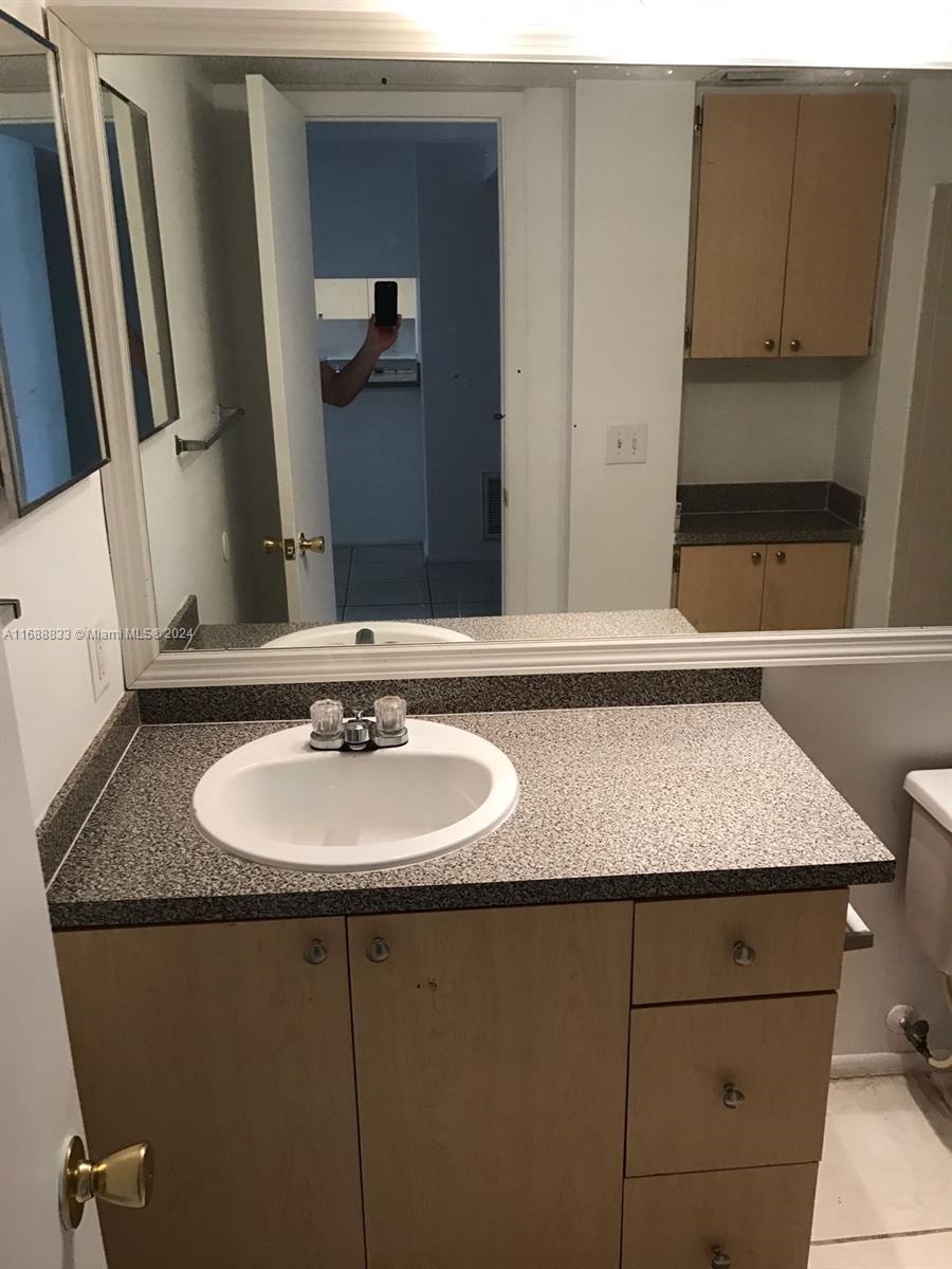 PALM AIRE GARDENS CONDO - Residential Lease