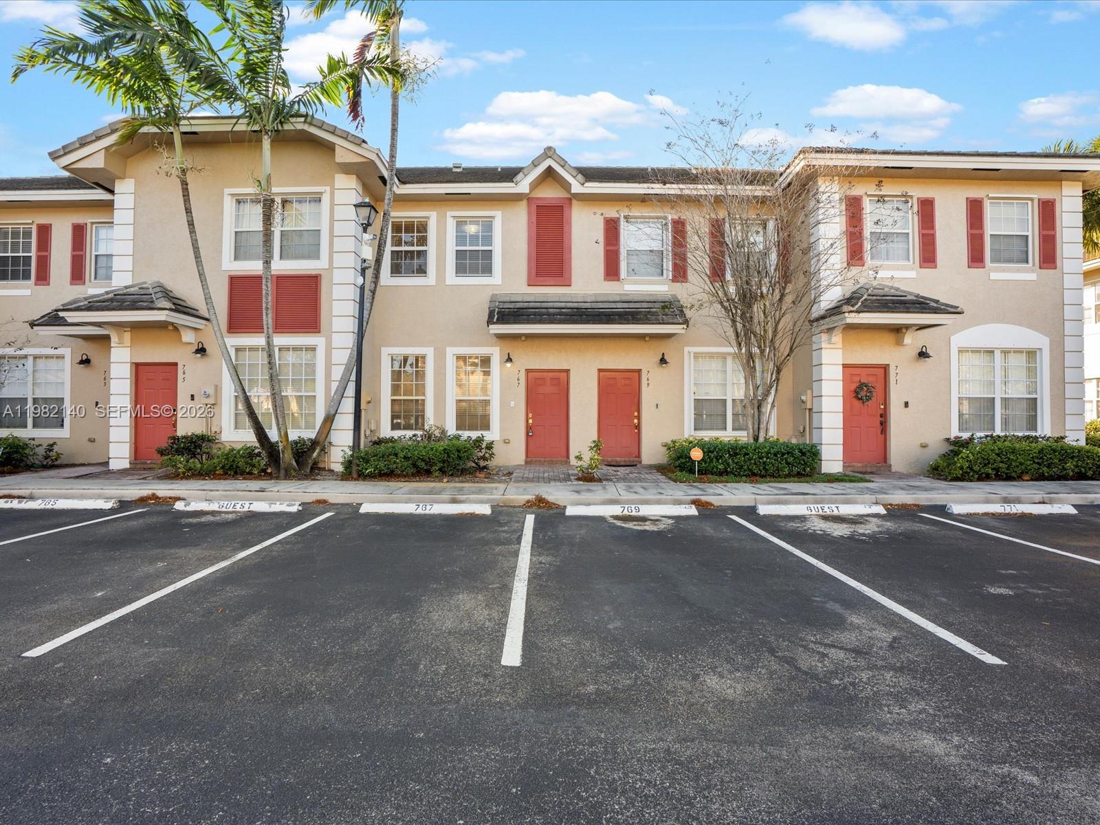 PARK PLACE AT PLANTATION - Residential