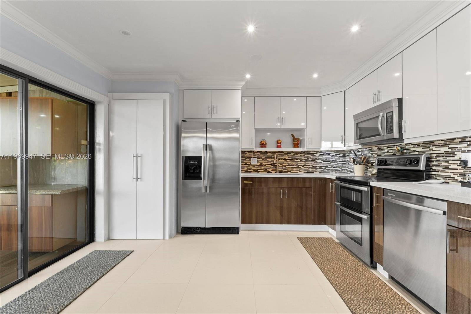 VILLAGE AT BLUE LAKE COND - Residential