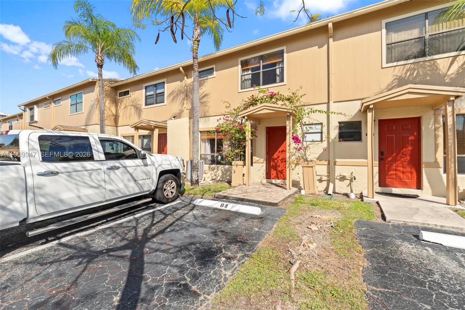 VILLAGE AT BLUE LAKE COND - Residential