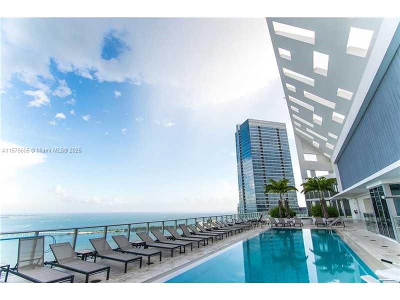 BRICKELL HOUSE - Residential