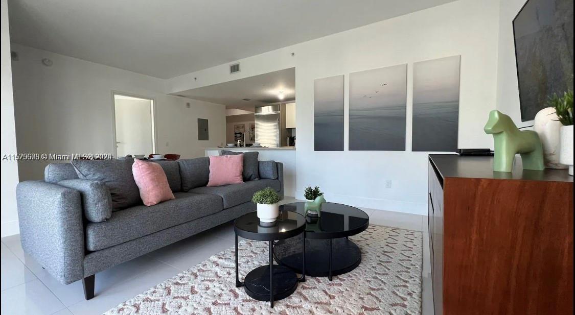 BRICKELL HOUSE - Residential