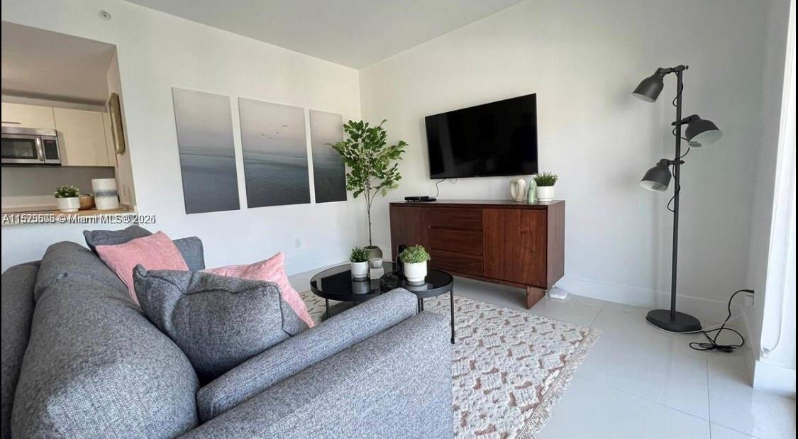 BRICKELL HOUSE - Residential