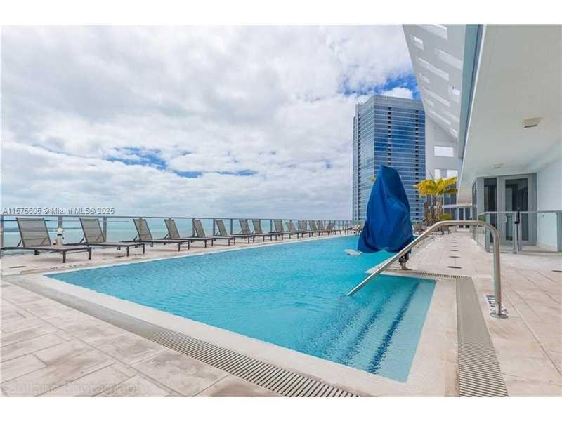 BRICKELL HOUSE - Residential