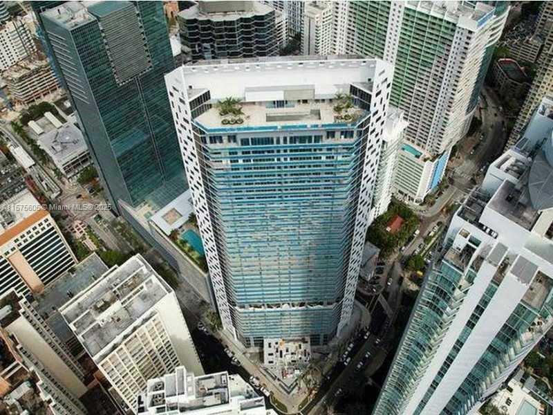BRICKELL HOUSE - Residential