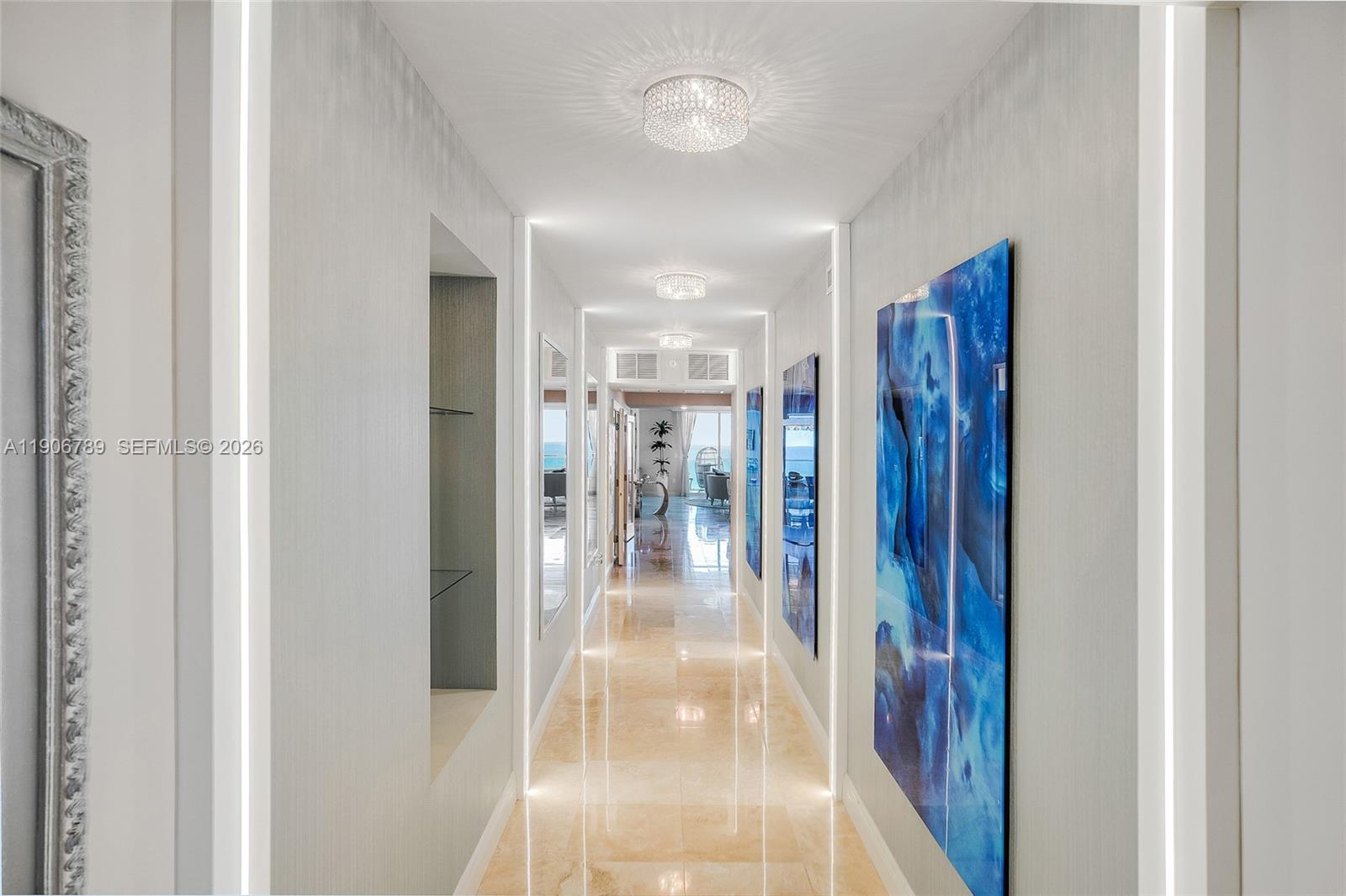 HAMPTONS SOUTH CONDO - Residential
