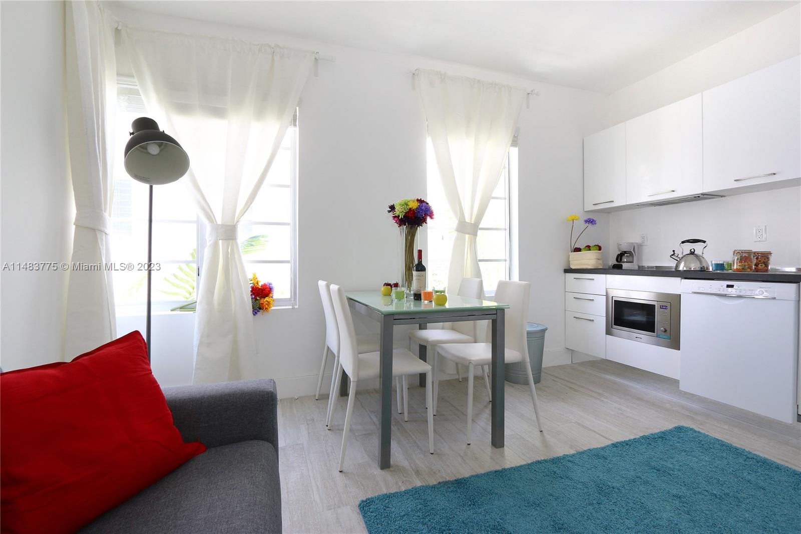 DANIELE CONDO - Residential Lease