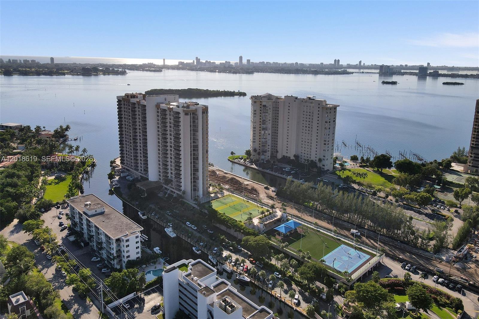 CRICKET CLUB CONDO - Residential