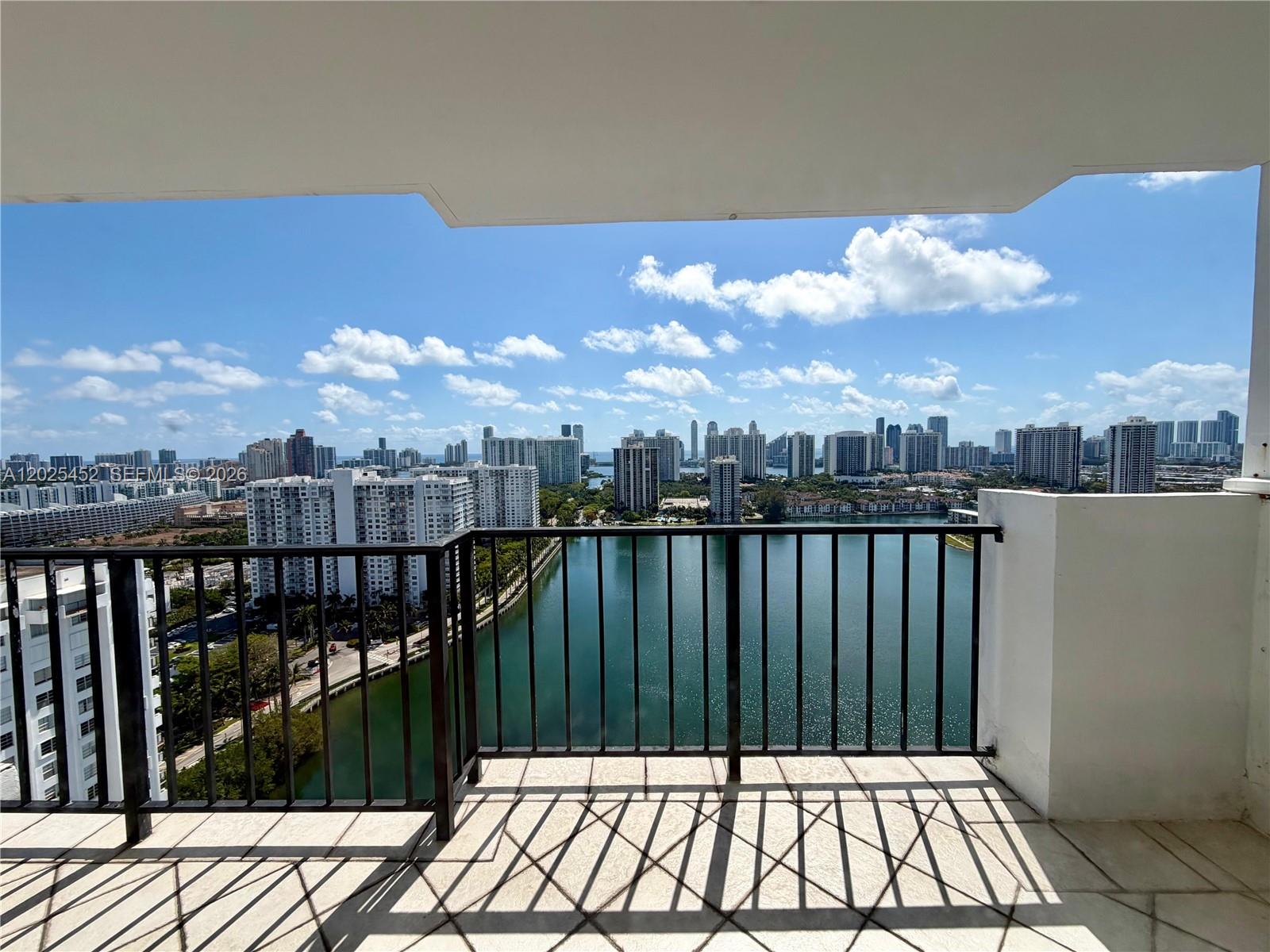 COMMODORE PLAZA CONDO - Residential Lease