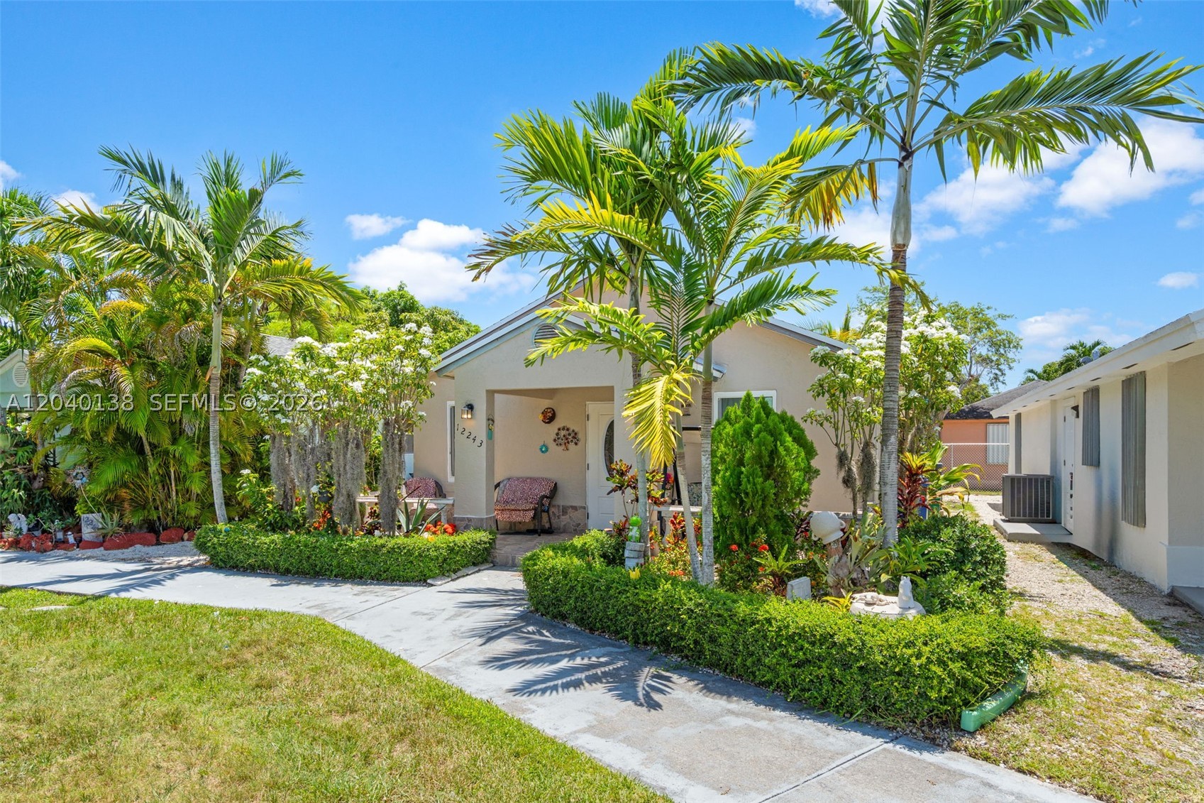 HABITAT VILLAS - Residential