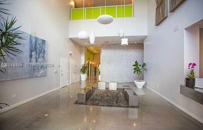 THE LOFT DOWNTOWN II COND - Residential