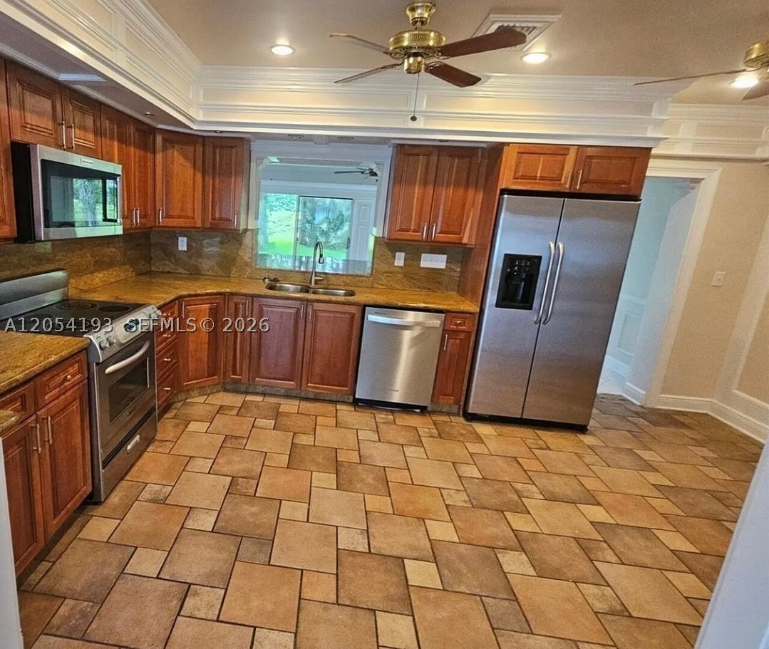 WOODLANDS SEC SEVEN - Residential Lease