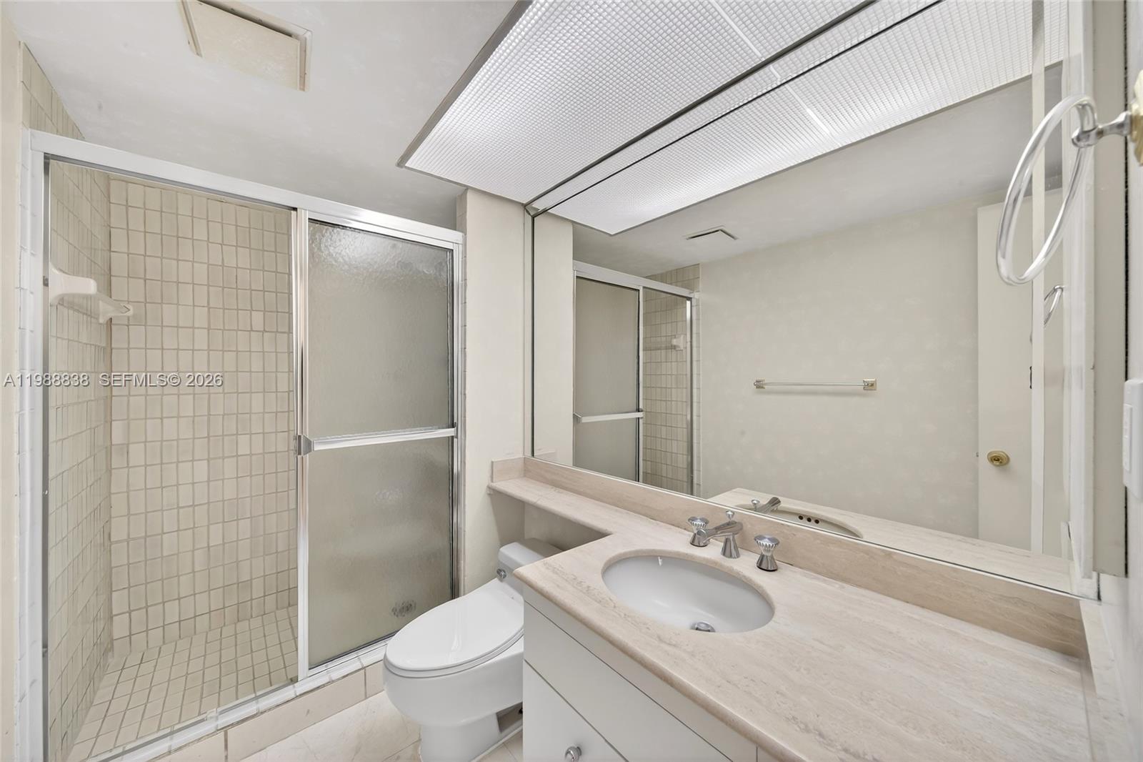 TURNBERRY ISLE SOUTH COND - Residential