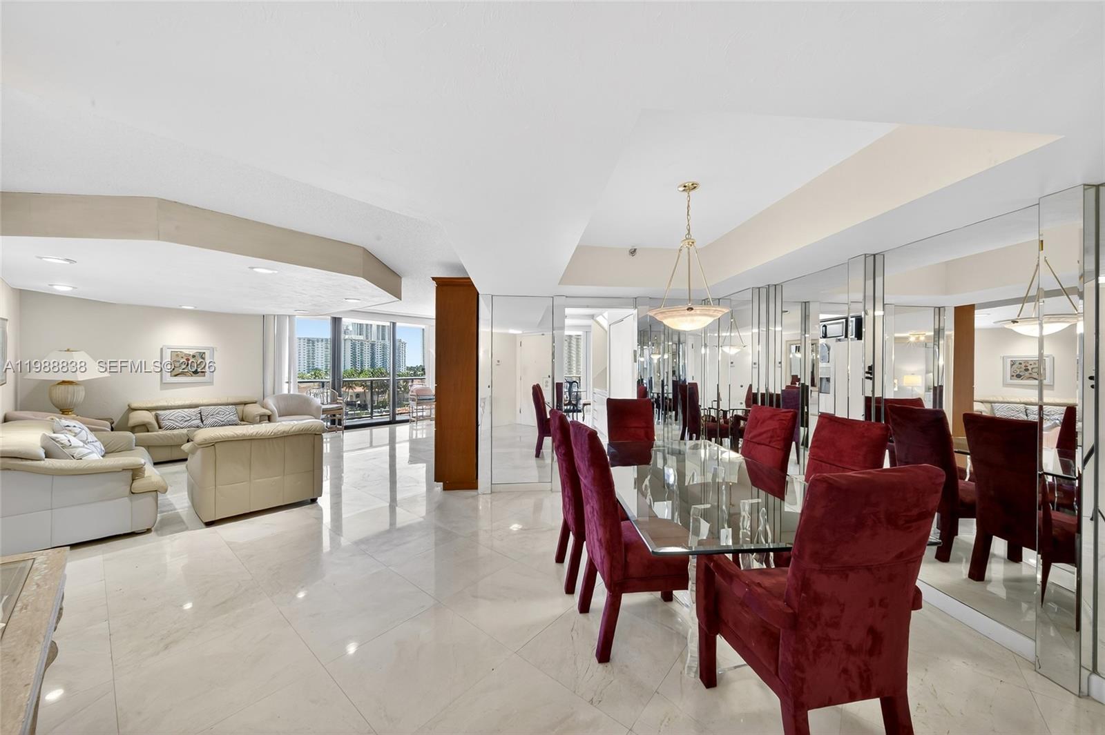 TURNBERRY ISLE SOUTH COND - Residential