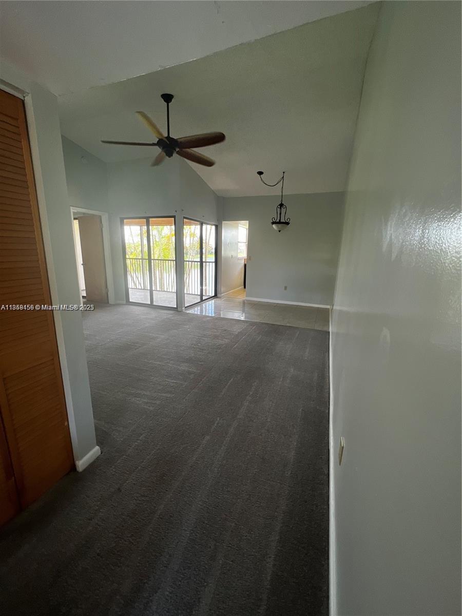 LAKESHORE CONDO 6 - Residential
