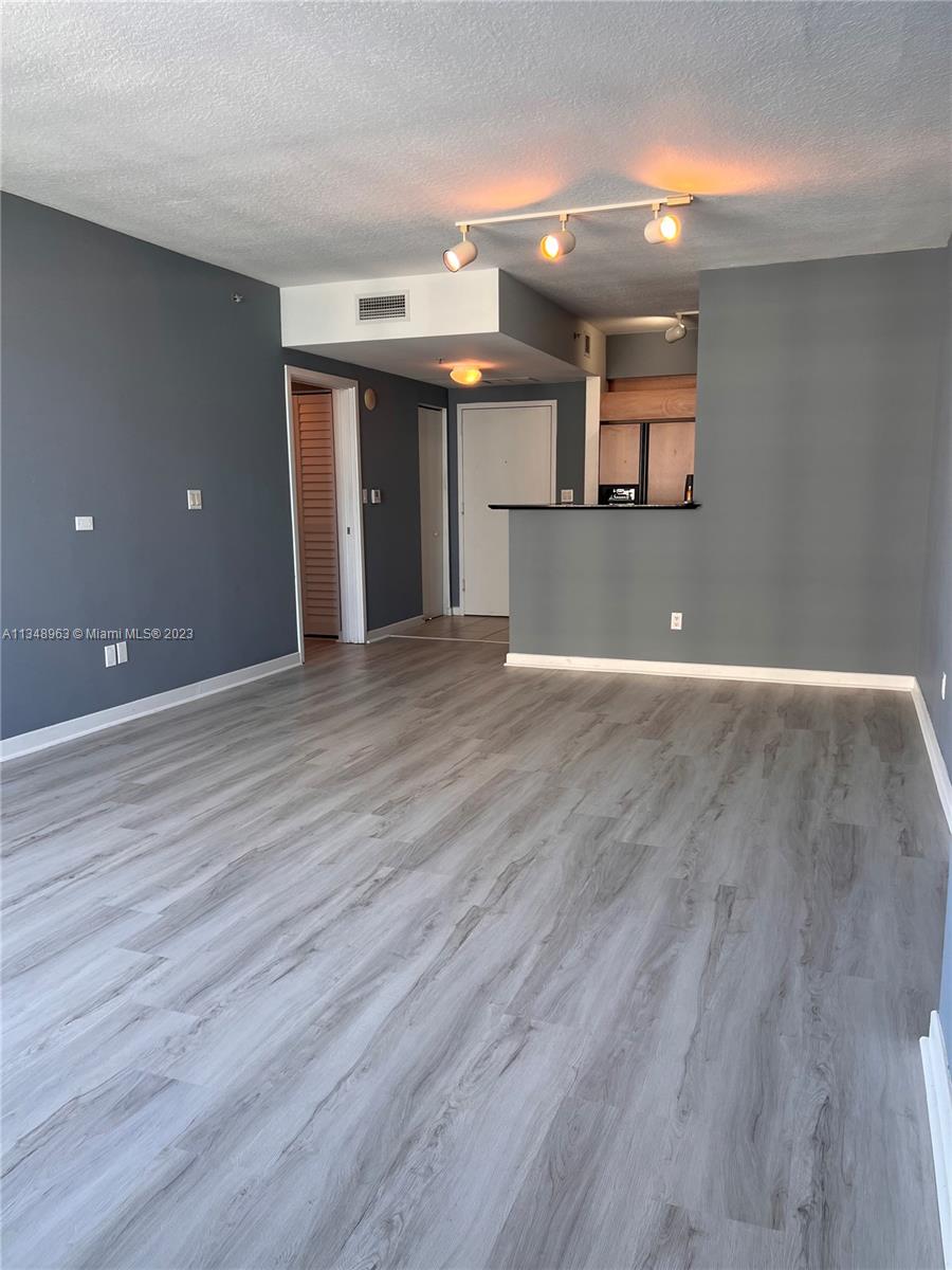 ONE MIAMI EAST CONDO - Residential Lease