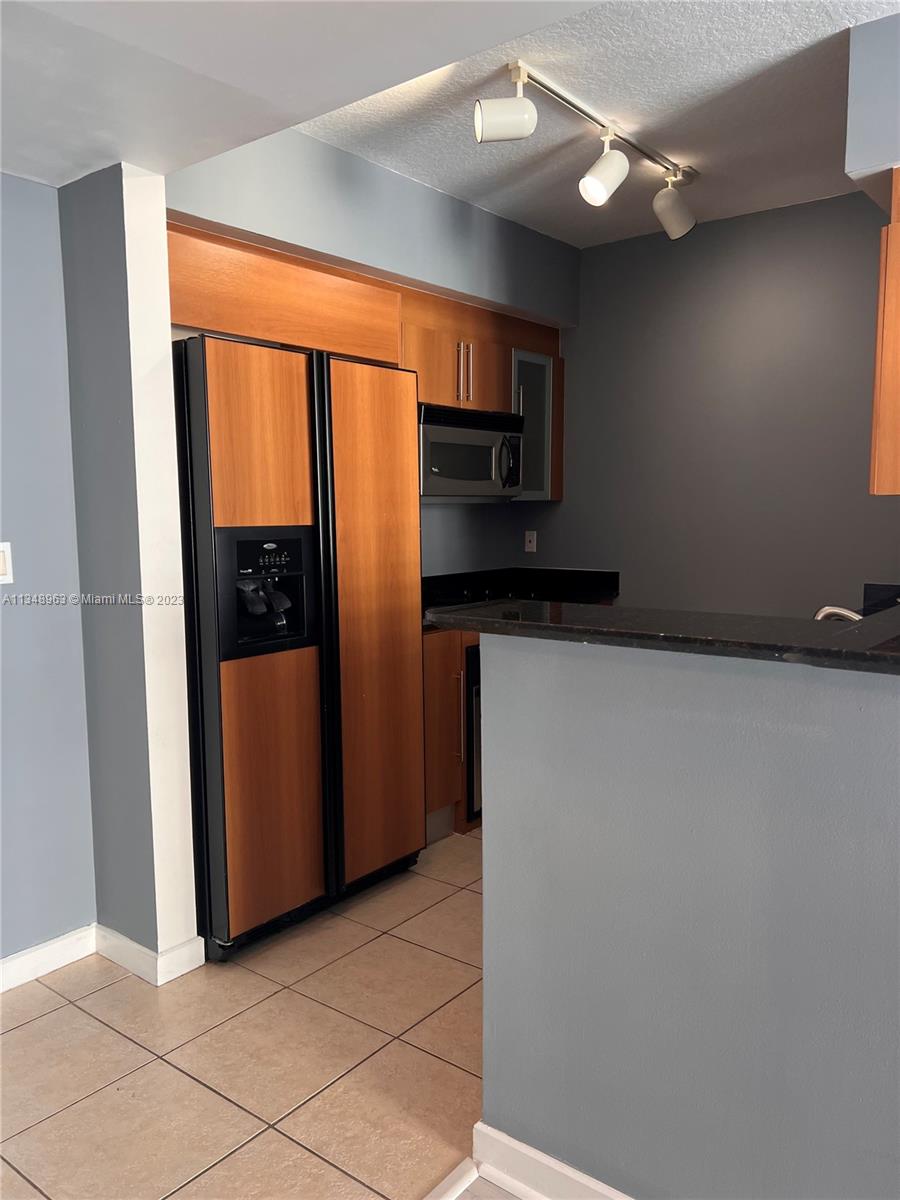 ONE MIAMI EAST CONDO - Residential Lease