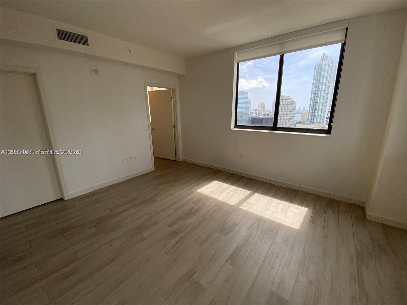 NINE AT MARY BRICKELL VILL - Residential