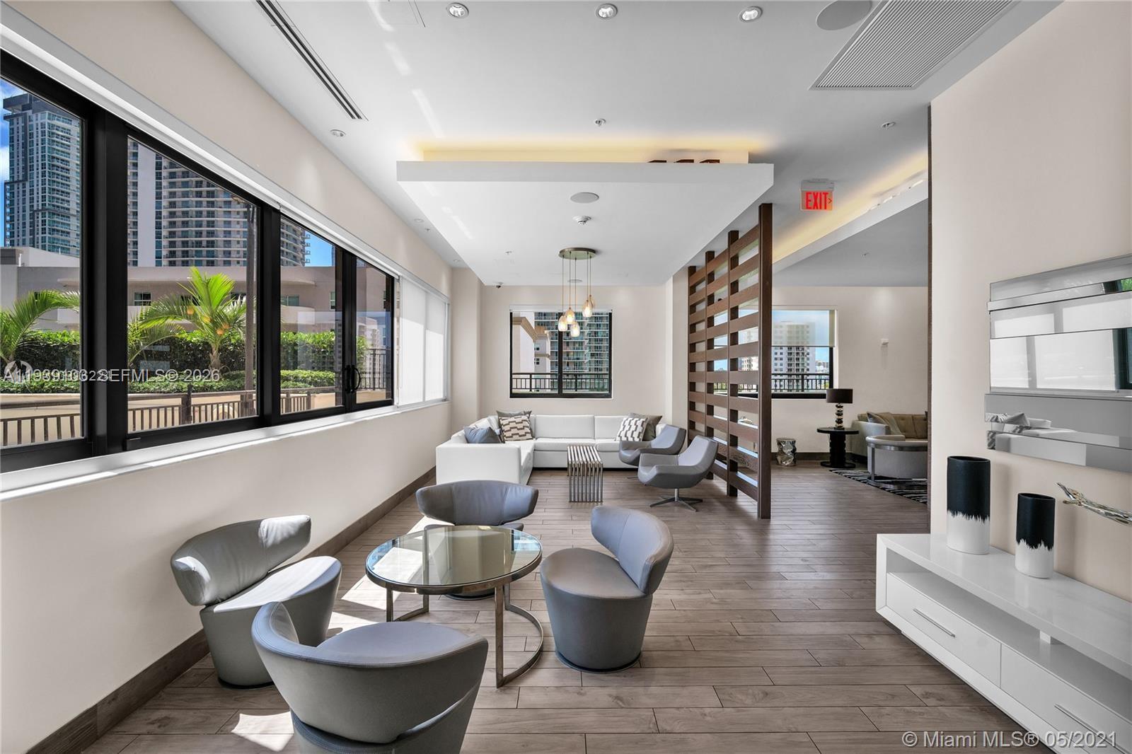 NINE AT MARY BRICKELL VILL - Residential