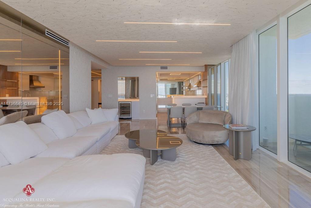 ACQUALINA OCEAN RESIDENCES - Residential