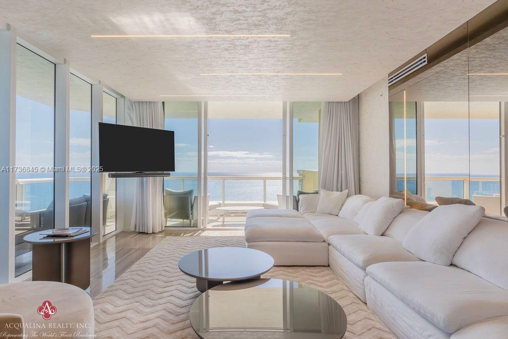 ACQUALINA OCEAN RESIDENCES - Residential