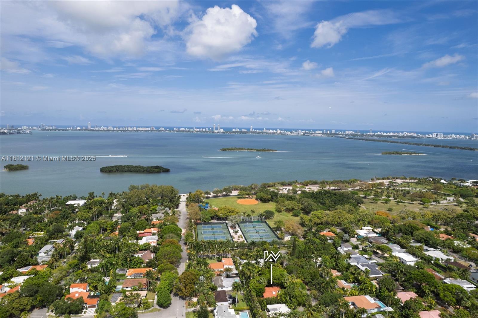 BAYSHORE PLAZA - Residential