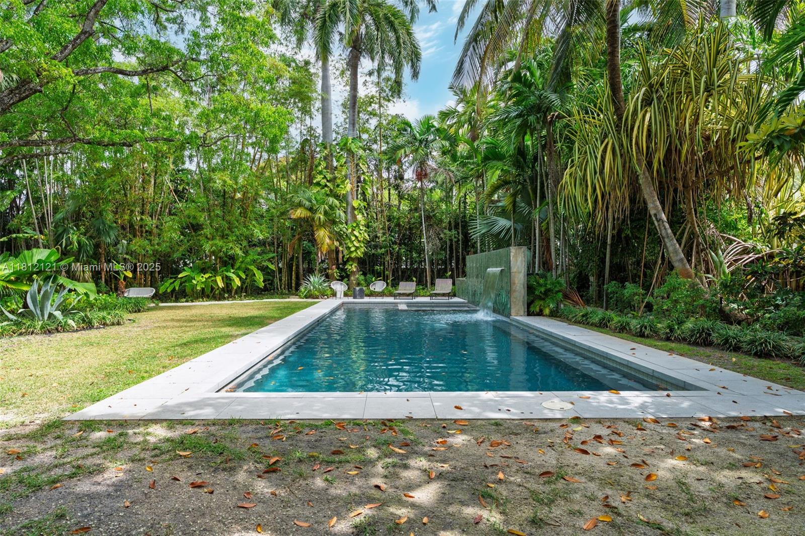 BAYSHORE PLAZA - Residential