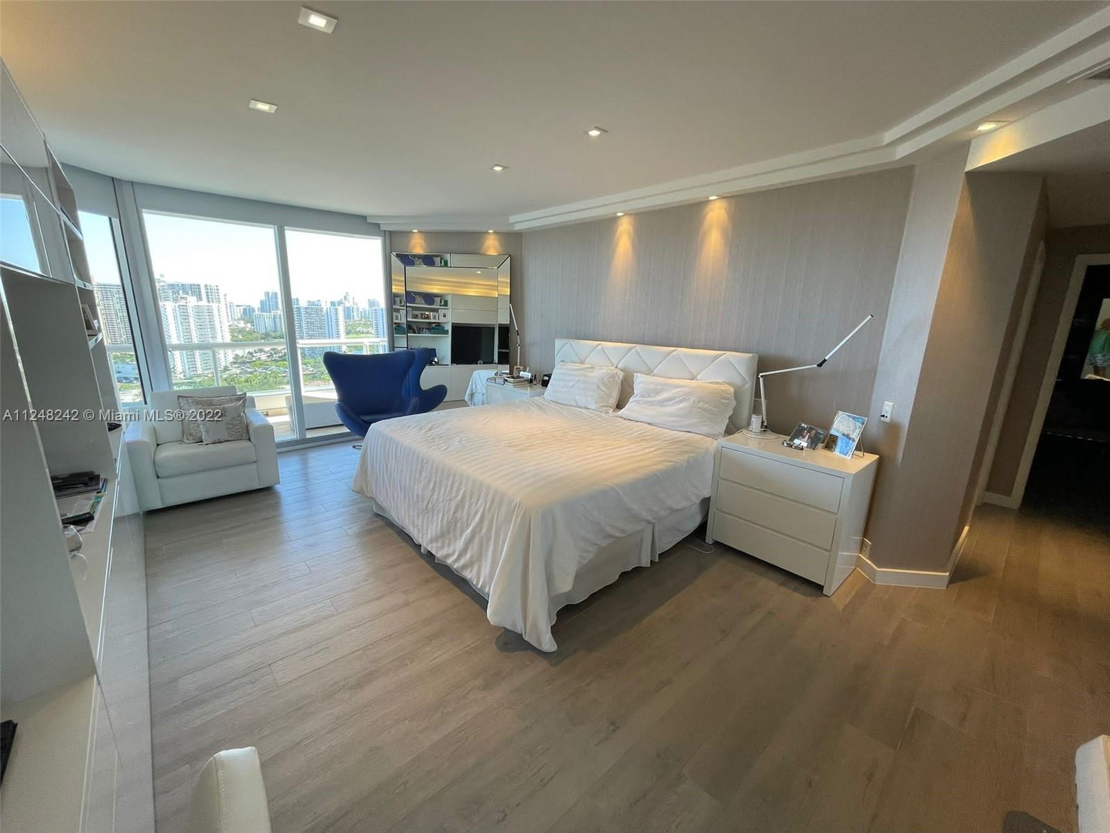 ATLANTIC III AT THE POINT - Residential