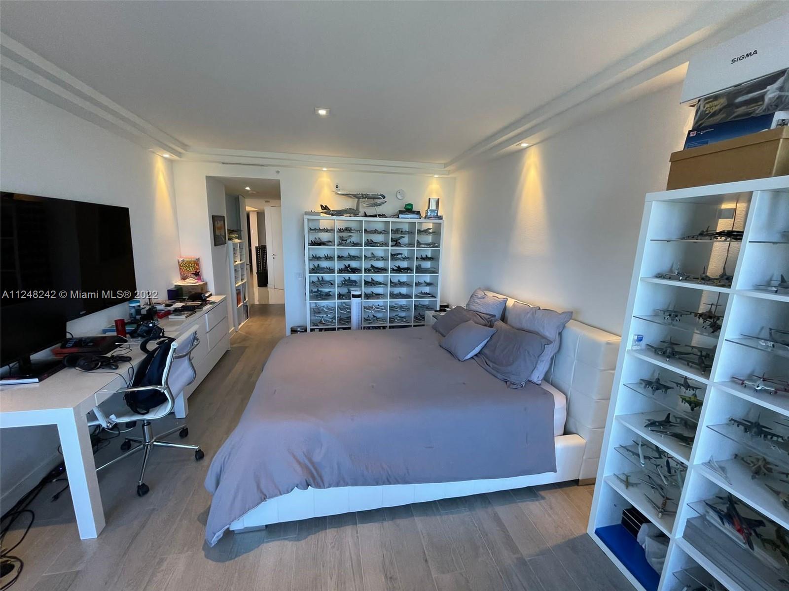 ATLANTIC III AT THE POINT - Residential