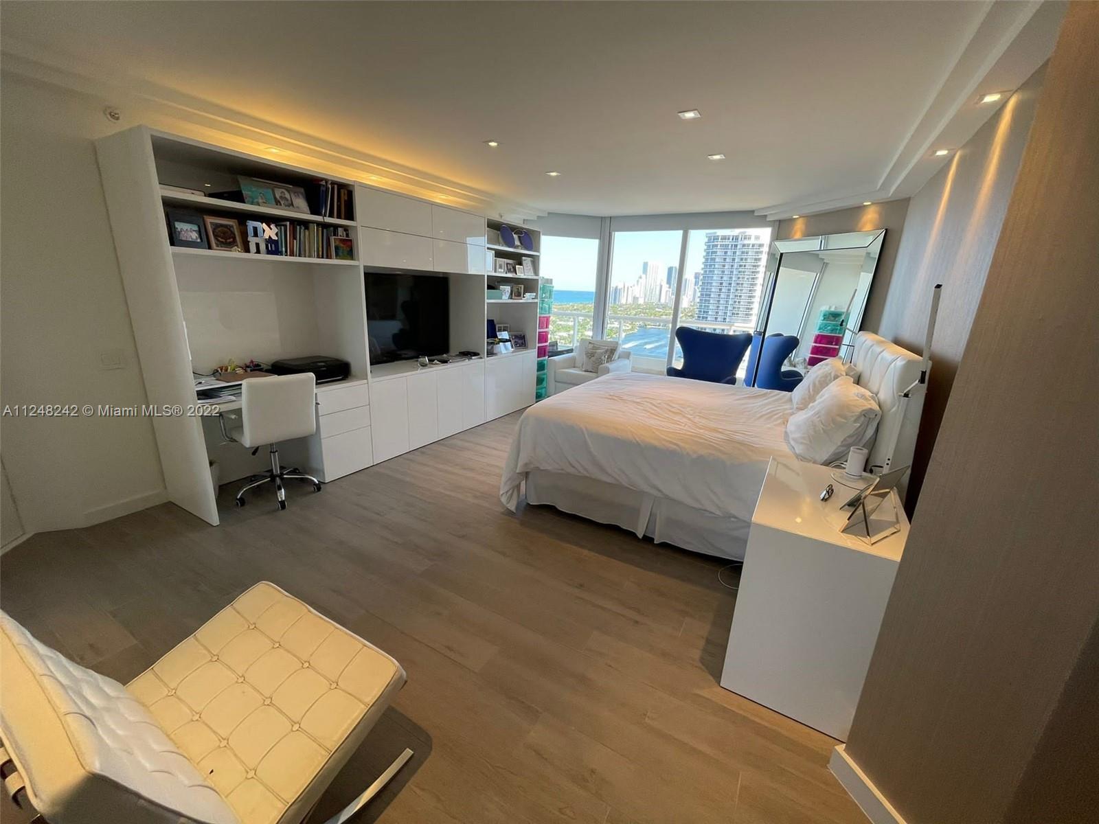 ATLANTIC III AT THE POINT - Residential