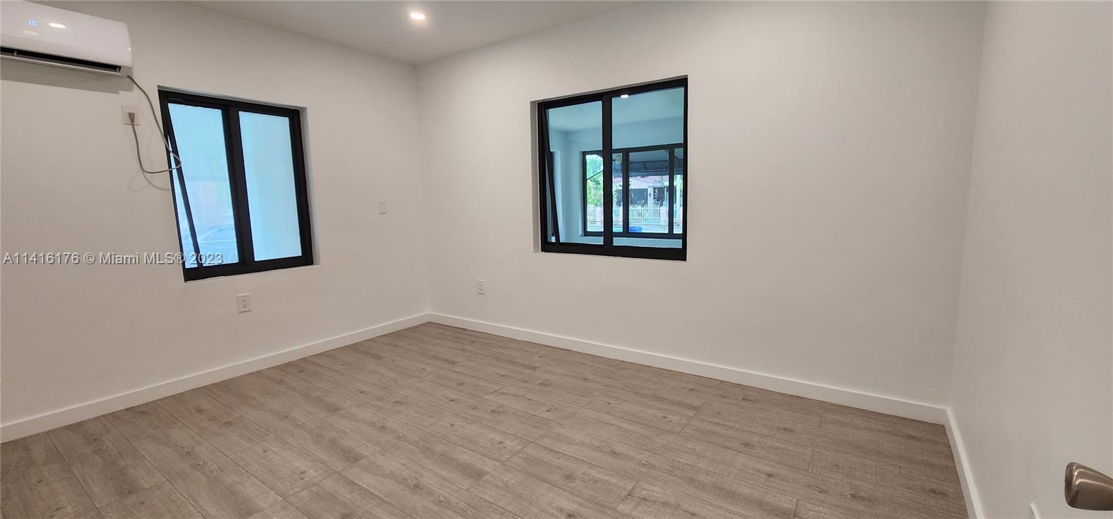 RICK MANOR - Residential Lease